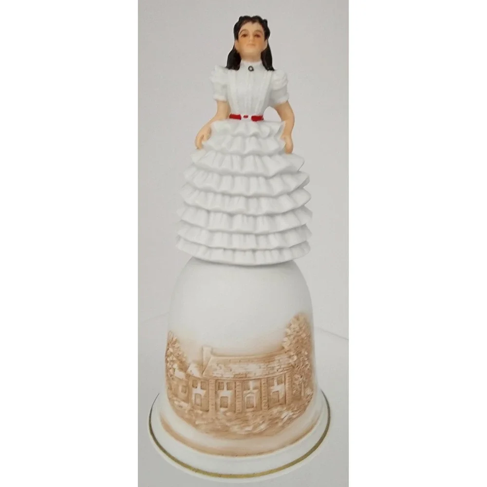 Vintage Avon Scarlett Porcelain Bell Gone With The Wind Tara Plantation 1988 EXC
